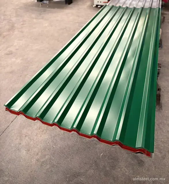 Lámina acanalada Pintro verde con la cara inferior roja
